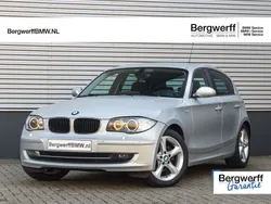 Zilver Gebruikt 2022 BMW 120 Executive Hatchback | € 18.875