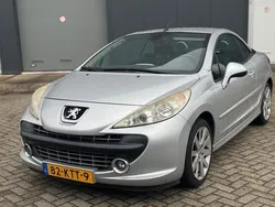 Grijs Gebruikt 2008 Peugeot 207 CC Sport Cabriolet | € 2.250 (Super prijs)