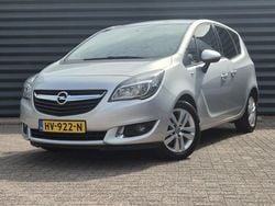 Grijs Gebruikt 2015 Opel Meriva Design Edition MPV | € 8.850 (Eerlijke prijs)
