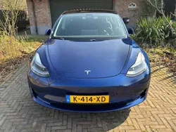 Blauw Gebruikt 2021 Tesla Model 3 Sedan | € 27.500 (Duur)