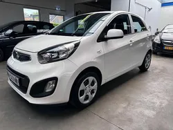 Wit Gebruikt 2013 Kia Picanto Comfort Hatchback | € 3.950 (Goede deal)