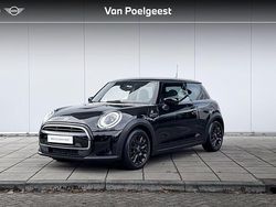 Zwart Gebruikt 2023 Mini ONE Classic Hatchback | € 23.900