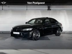 Saphirschwarz metallic (zwart metallic) Gebruikt 2025 BMW 320e M Sport Stationwagen | € 63.600