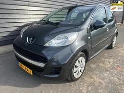 Grijs Gebruikt 2010 Peugeot 107 Hatchback | € 3.945 (Eerlijke prijs)