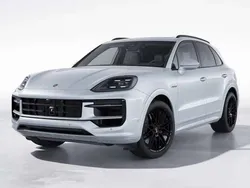 Zilver, metallic lak Gebruikt 2025 Porsche Cayenne SUV | € 139.900