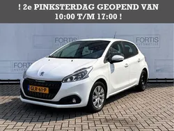 Wit Gebruikt 2019 Peugeot 208 Signature Sky Hatchback | € 12.900 (Super prijs)