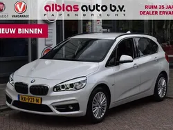 Wit Gebruikt 2018 BMW 218 Executive Stationwagen | € 16.950 (Eerlijke prijs)