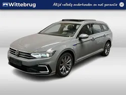 Grijs Gebruikt 2022 VW Passat Business Stationwagen | € 24.950 (Eerlijke prijs)