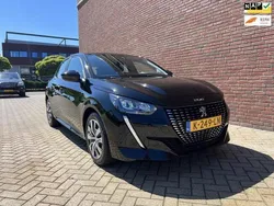 Zwart Gebruikt 2021 Peugeot 208 Active Hatchback | € 13.475 (Eerlijke prijs)