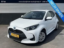 Wit Gebruikt 2021 Toyota Yaris Active Hatchback | € 18.900 (Eerlijke prijs)