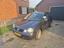 Grijs Gebruikt 2003 VW Polo Hatchback | € 1.200 (Eerlijke prijs)