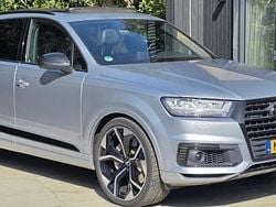 Grijs (metallic) Gebruikt 2016 Audi Q7 S-Line SUV | € 25.939 (Eerlijke prijs)
