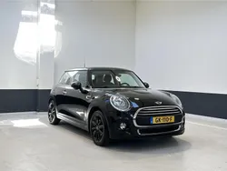 Zwart Gebruikt 2015 Mini Cooper Business Hatchback | € 6.949 (Eerlijke prijs)