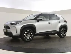 Grijs Gebruikt 2024 Toyota Yaris Cross SUV | € 26.800 (Goede deal)