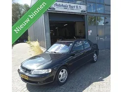 Zwart Gebruikt 2000 Opel Vectra Business Edition Sedan | € 999 (Goede deal)
