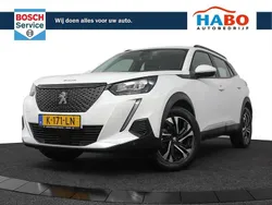 Wit Gebruikt 2020 Peugeot 2008 Allure SUV | € 18.950 (Eerlijke prijs)