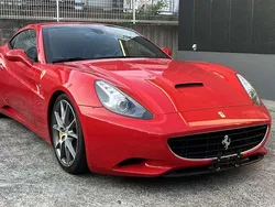 Rood Gebruikt 2009 Ferrari California Cabriolet | € 92.450