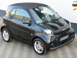 Zwart, metallic lak Gebruikt 2020 Smart ForTwo Electric Drive Hatchback | € 11.445 (Eerlijke prijs)