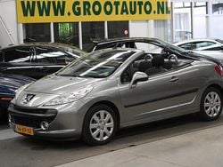 Grijs Gebruikt 2007 Peugeot 207 CC Cabriolet | € 2.944 (Goede deal)