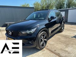 Zwart Gebruikt 2021 Volvo XC40 R-Design SUV | € 37.950 (Eerlijke prijs)