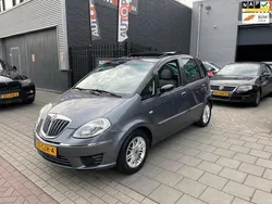 Grijs Gebruikt 2008 Lancia Musa MPV | € 1.999