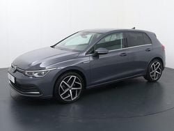 Grijs Gebruikt 2020 VW Golf VIII Style Hatchback | € 19.540 (Eerlijke prijs)