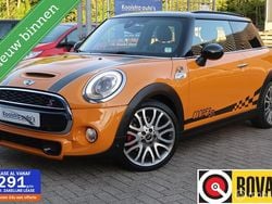 Oranje Gebruikt 2015 Mini Cooper S Business Hatchback | € 17.950 (Eerlijke prijs)