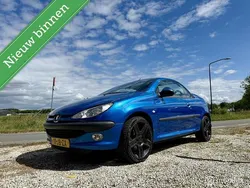 Blauw Gebruikt 2002 Peugeot 206 CC Cabriolet | € 1.995 (Eerlijke prijs)