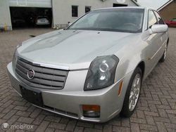 Zilver Gebruikt 2003 Cadillac CTS Sedan | € 9.900
