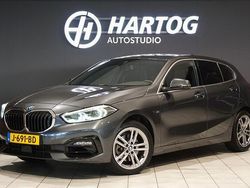 Grijs Gebruikt 2020 BMW 118 Executive Hatchback | € 21.900 (Eerlijke prijs)