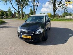 Zwart Gebruikt 2010 Skoda Fabia Hatchback | € 2.650 (Goede deal)