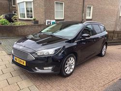 Zwart Gebruikt 2017 Ford Focus Titanium Stationwagen | € 4.950 (Eerlijke prijs)