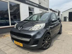 Grijs Gebruikt 2010 Peugeot 107 Hatchback | € 1.995 (Eerlijke prijs)