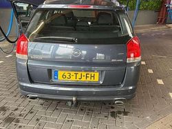 Grijs Gebruikt 2006 Opel Signum Executive Hatchback | € 2.250 (Iets duurder)