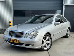 Grijs Gebruikt 2003 Mercedes E500 Elegance Sedan | € 5.299