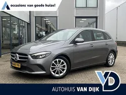 Grijs Gebruikt 2020 Mercedes B180 Edition MPV | € 22.945 (Eerlijke prijs)