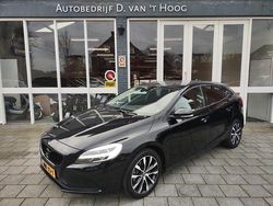 Zwart Gebruikt 2019 Volvo V40 Hatchback | € 16.950 (Super prijs)