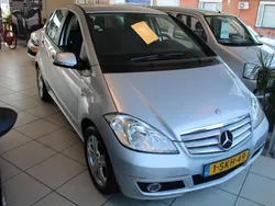Grijs Gebruikt 2012 Mercedes A160 Hatchback | € 7.950 (Eerlijke prijs)