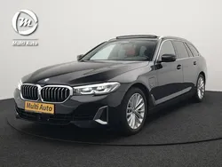 Zwart Gebruikt 2022 BMW 530e Luxury Line Stationwagen | € 38.640 (Super prijs)