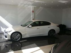 Wit Gebruikt 2015 Infiniti Q50 Sedan | € 9.500