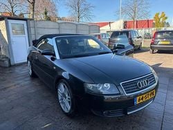 Zwart (metallic) Gebruikt 2003 Audi A4 Cabriolet Exclusive Cabriolet | € 3.750 (Goede deal)