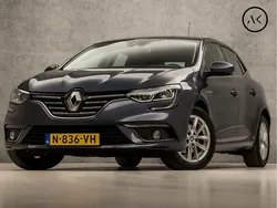 Grijs Gebruikt 2017 Renault Mégane GT GT Coupé | € 11.945