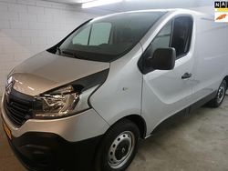 Grijs Gebruikt 2019 Renault Trafic Komfort MPV | € 99.999