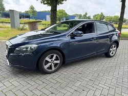 Blauw Gebruikt 2014 Volvo V40 Business Edition Stationwagen | € 2.500 (Goede deal)