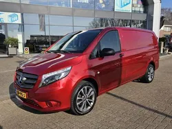 Rood Gebruikt 2021 Mercedes Vito MPV | € 34.950