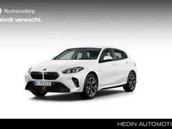 Wit Nieuw 2025 BMW 120 M Sport Hatchback | € 48.256