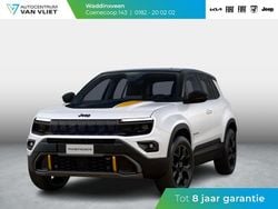 Snow white, dak zwart Nieuw 2025 Jeep Avenger North SUV | € 42.990 (Super prijs)