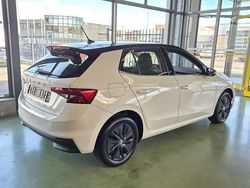 Wit Gebruikt 2023 Skoda Fabia Ambition Hatchback | € 18.950 (Iets duurder)