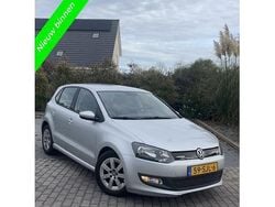 Grijs Gebruikt 2011 VW Polo Hatchback | € 3.499 (Goede deal)