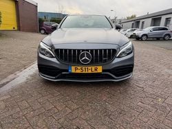 Grijs Gebruikt 2017 Mercedes S63 AMG AMG Sedan | € 48.500 (Super prijs)